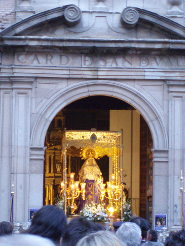 María Santísima de la Trinidad, saliendo de la iglesia de las Bernardas